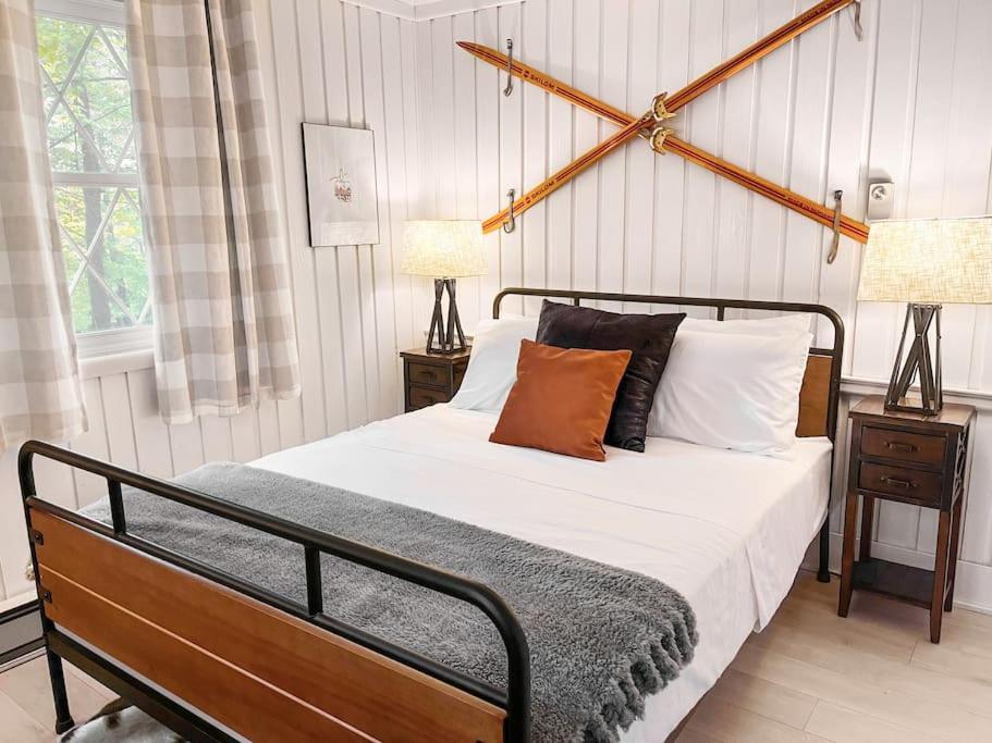 Stylish And Cozy Cabin, Walking Distance To Big Bass Lake Gouldsboro ภายนอก รูปภาพ
