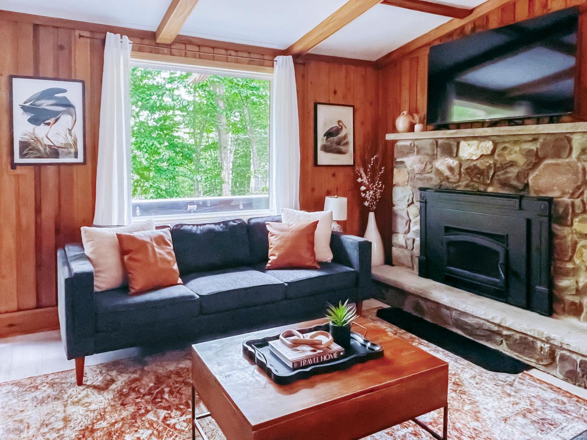 Stylish And Cozy Cabin, Walking Distance To Big Bass Lake Gouldsboro ภายนอก รูปภาพ
